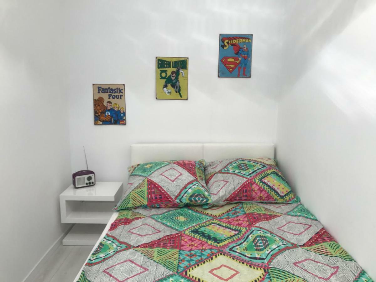 Modern City Apt, Next To Metro Vienna Luaran gambar