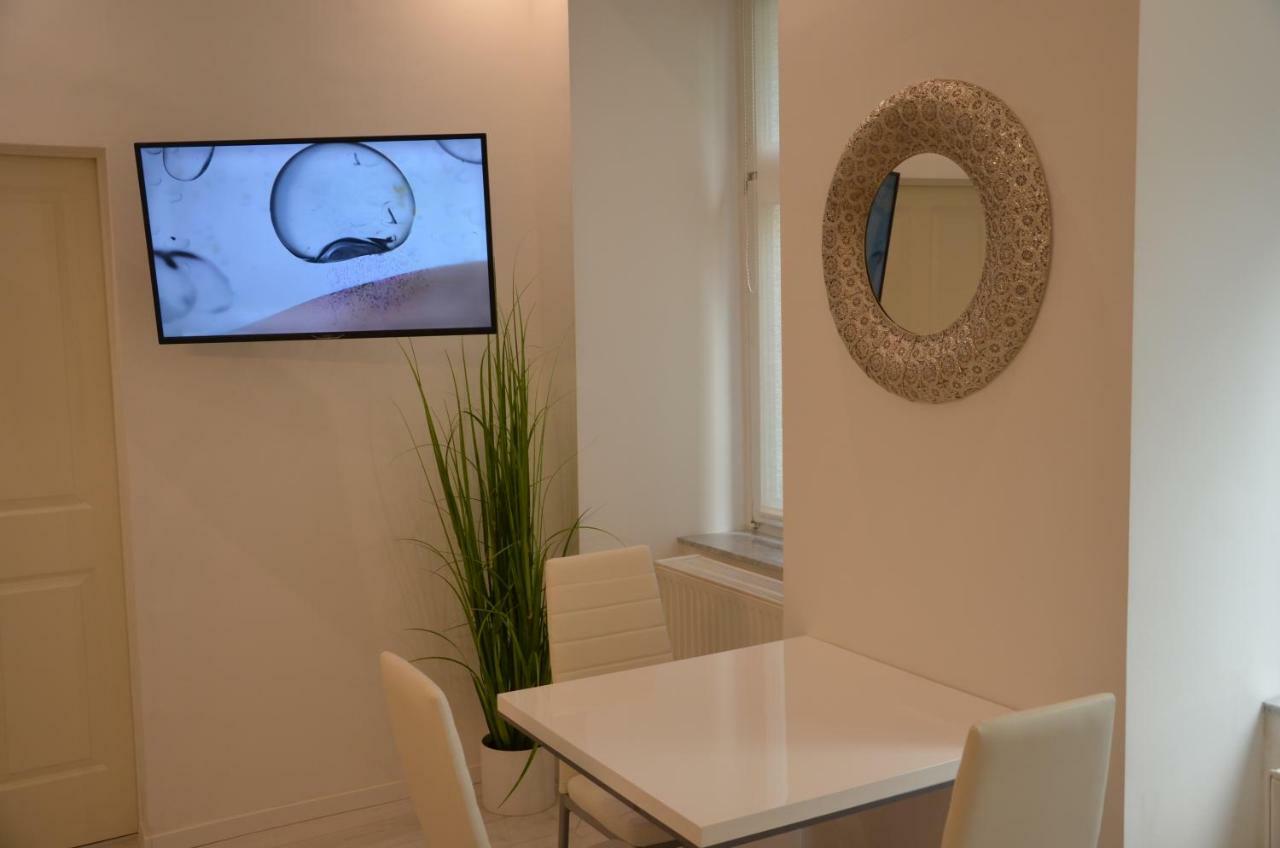 Modern City Apt, Next To Metro Vienna Luaran gambar